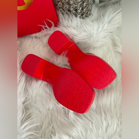 WISHBONE SANDALS - Picture 2 of 11